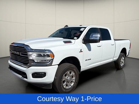 Used 2024 RAM 2500 Laramie AWD/4WD image 4