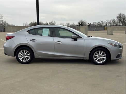 Used 2014 MAZDA MAZDA3 i Touring image 8