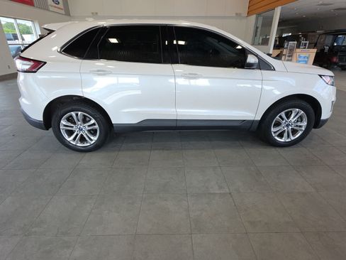 Used 2017 Ford Edge SEL w/ Equipment Group 201A AWD/4WD image 6