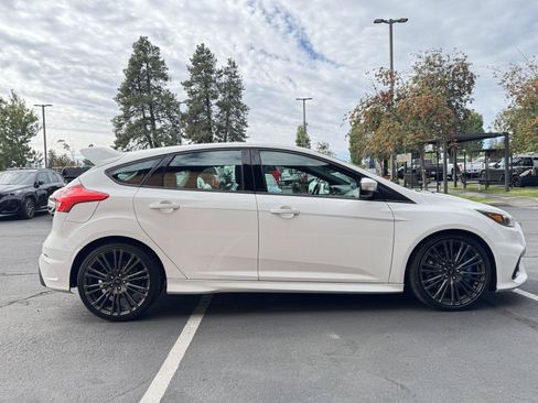 Used 2017 Ford Focus RS AWD/4WD image 6