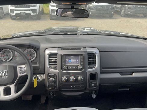 Used 2022 RAM 1500 Warlock AWD/4WD image 27