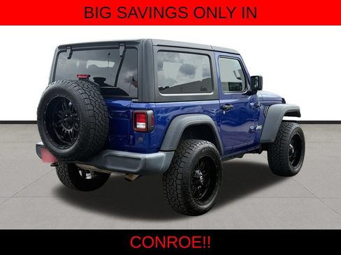 Used 2018 Jeep Wrangler Sport AWD/4WD image 5