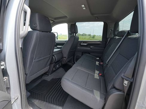 Used 2025 Chevrolet Silverado 2500 LT w/ Convenience Package AWD/4WD image 18