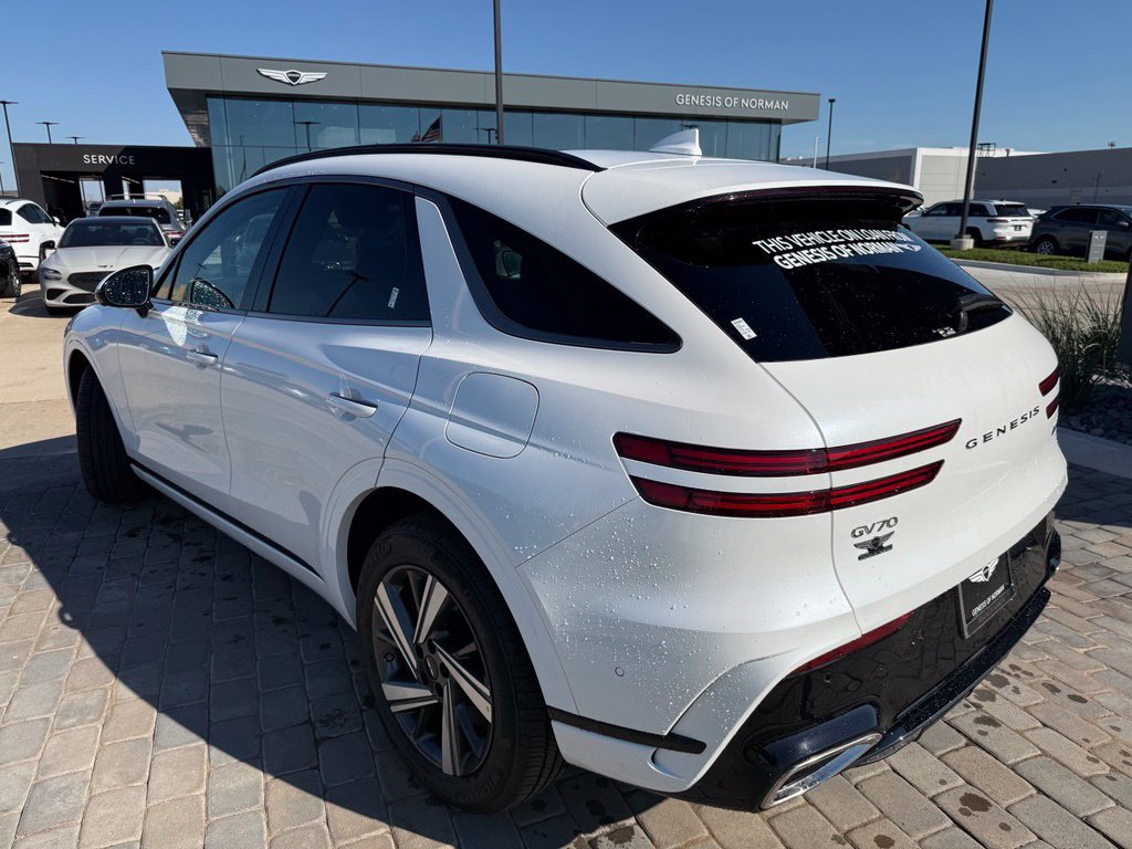 Used 2026 Genesis GV70 3.5T Sport Advanced AWD/4WD image 3