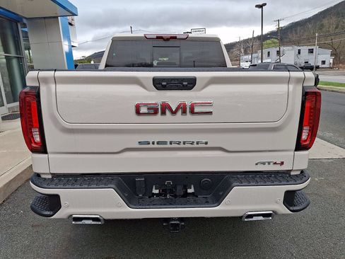 New 2026 GMC Sierra 1500 AT4 w/ AT4 Premium Package AWD/4WD image 5