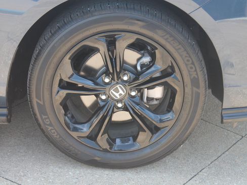 Used 2025 Honda Accord SE image 3