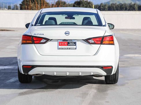 Used 2022 Nissan Altima 2.5 S image 6