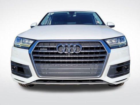 Used 2019 Audi Q7 3.0T Prestige image 2