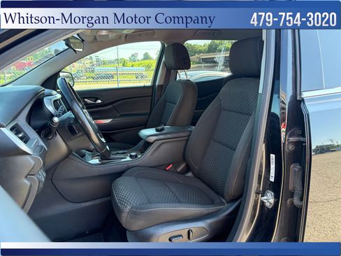 Used 2019 GMC Acadia SLE FWD image 10