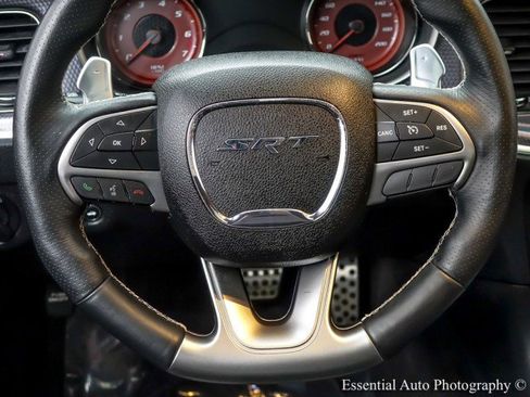 Used 2016 Dodge Charger SRT Hellcat RWD image 18