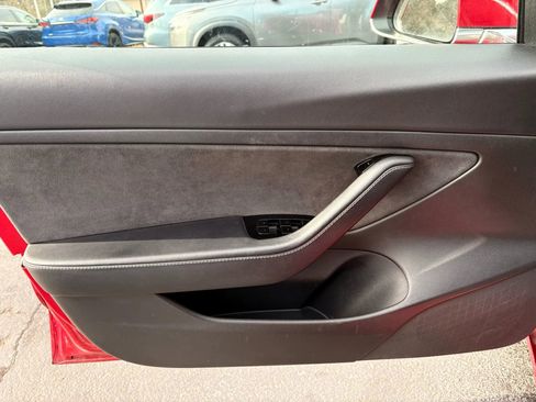 Used 2020 Tesla Model 3 Standard Range Plus image 10