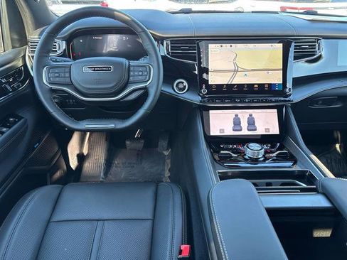 New 2026 Jeep Grand Wagoneer Summit image 10