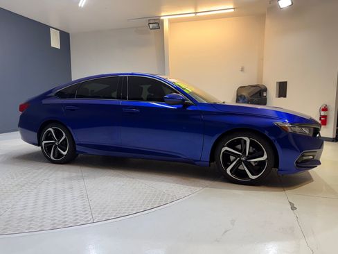 Used 2020 Honda Accord Sport image 7