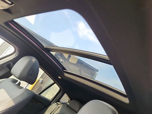 Used 2019 BMW X4 xDrive30i w/ Convenience Package image 13