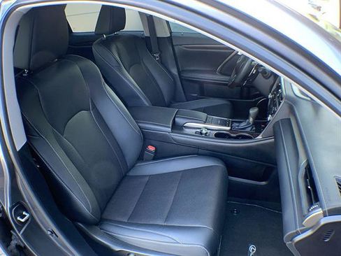 Certified 2022 Lexus RX 350 FWD w/ Premium Package image 25
