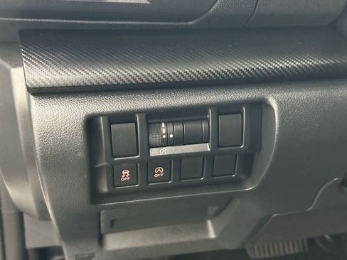 Used 2022 Subaru Crosstrek 2.0i Premium w/ Popular Package #2 image 14