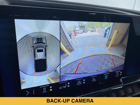 Certified 2022 Chevrolet Silverado 1500 ZR2 w/ Technology Package AWD/4WD image 7