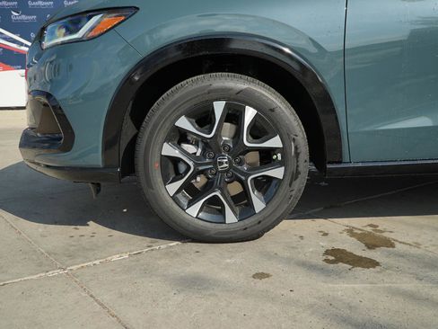 New 2026 Honda HR-V EX-L image 12