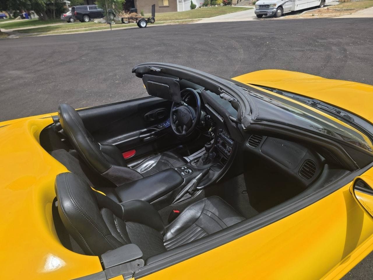Used 2002 Chevrolet Corvette Convertible w/ Preferred Equipment Group2 RWD image 16