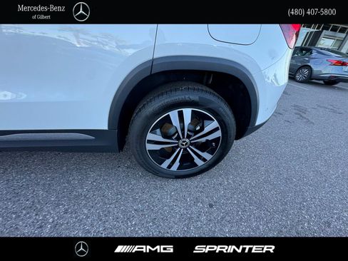 Certified 2025 Mercedes-Benz GLA 250 image 8