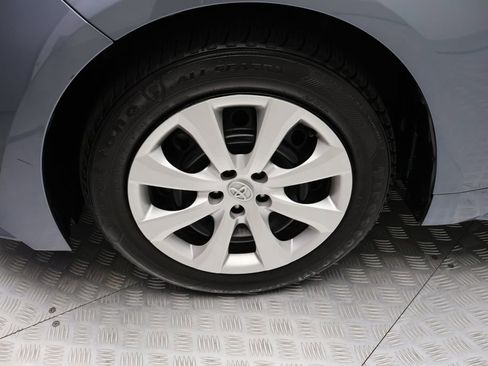 Used 2024 Toyota Corolla LE FWD image 4