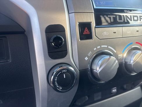 Used 2015 Toyota Tundra SR5 image 28