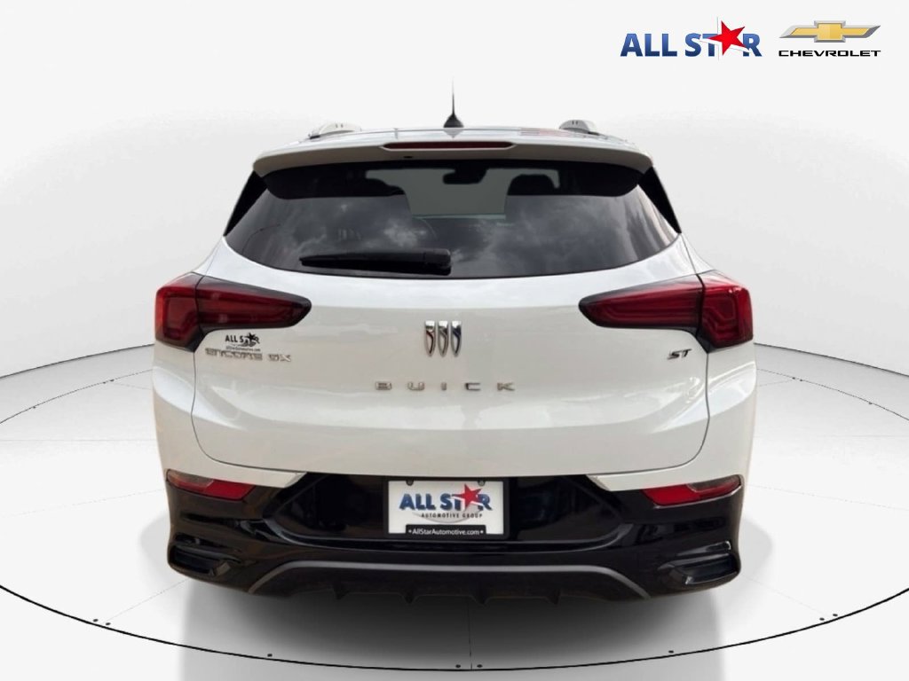 Used 2024 Buick Encore GX Sport Touring FWD image 7