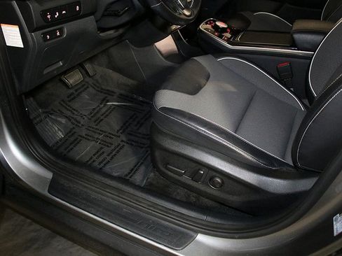 Used 2022 Kia Niro EX w/ Cold Weather Package image 23