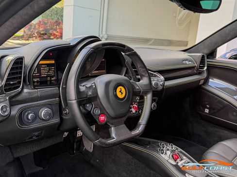 Used 2010 Ferrari 458 Italia Coupe image 13