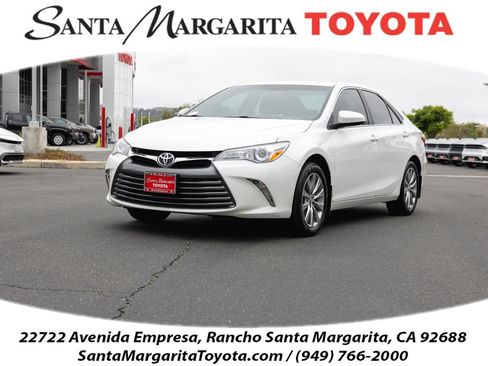Used 2017 Toyota Camry XLE w/ Convenience Package FWD image 1