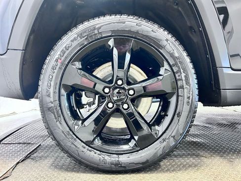 New 2026 Jeep Grand Cherokee L Limited AWD/4WD image 33