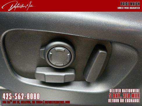 Used 2020 Land Rover Discovery HSE image 27