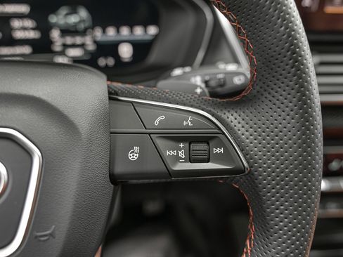 Used 2024 Audi SQ5 Premium Plus w/ Premium Plus Package image 20