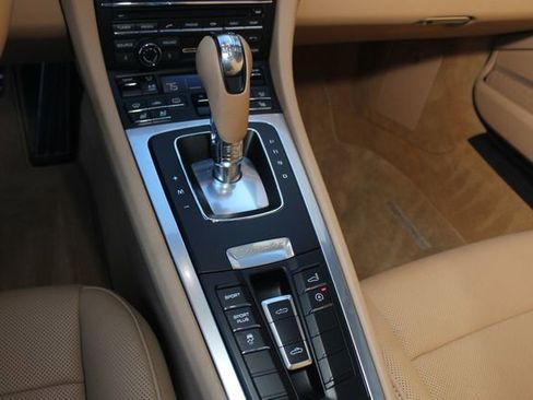 Used 2015 Porsche Boxster S image 15