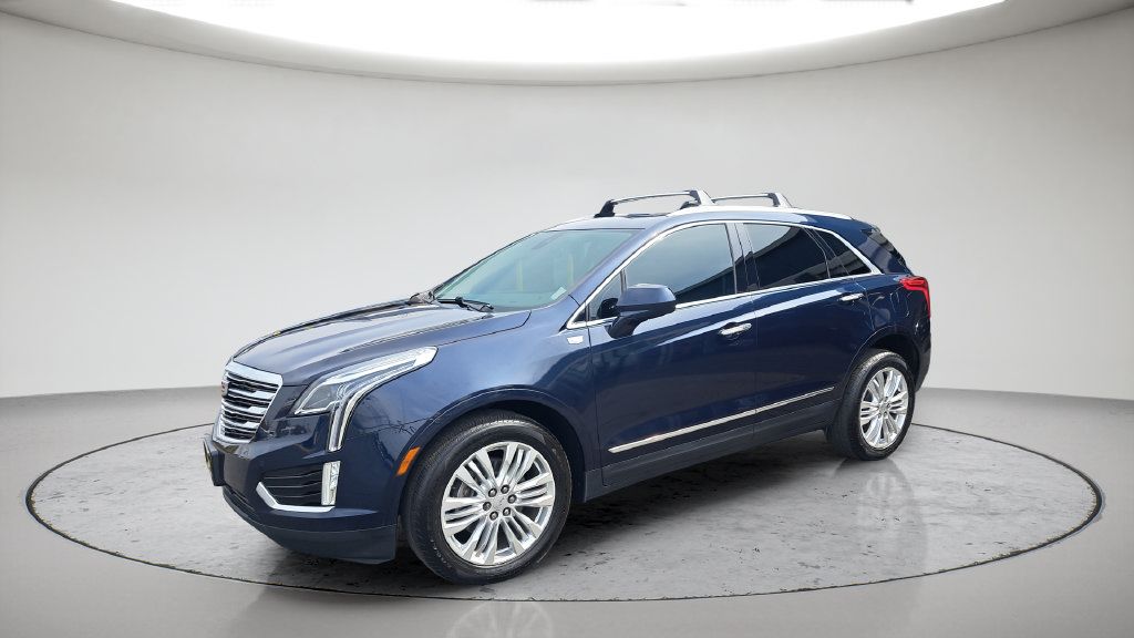 Used 2017 Cadillac XT5 Premium Luxury AWD/4WD image 1