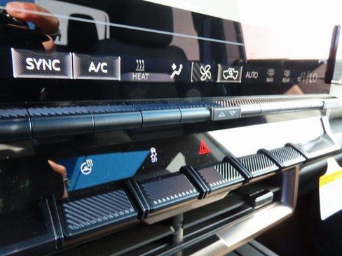 New 2025 GMC Hummer EV 3X w/ Battery Pack, 24 Module Pack image 24