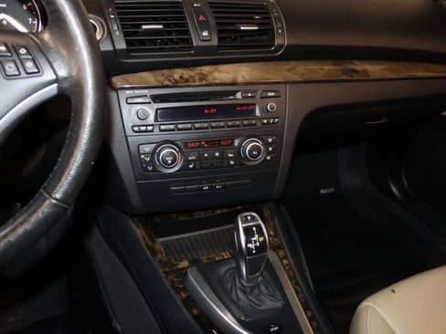 Used 2012 BMW 135i Convertible image 46