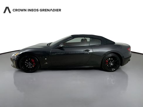 Used 2015 Maserati GranTurismo Sport RWD image 8