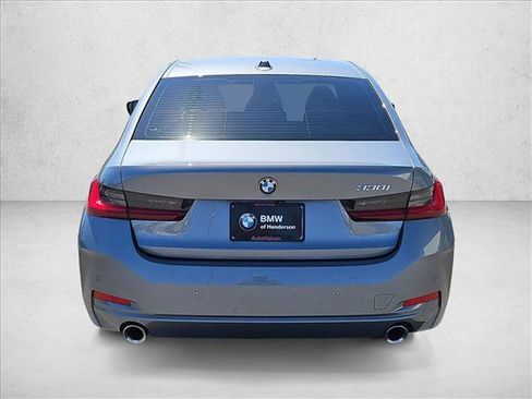 Certified 2024 BMW 330i Sedan w/ Premium Package RWD image 7