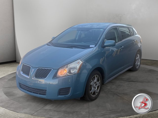 Used 2009 Pontiac Vibe w/ Preferred Package FWD image 3