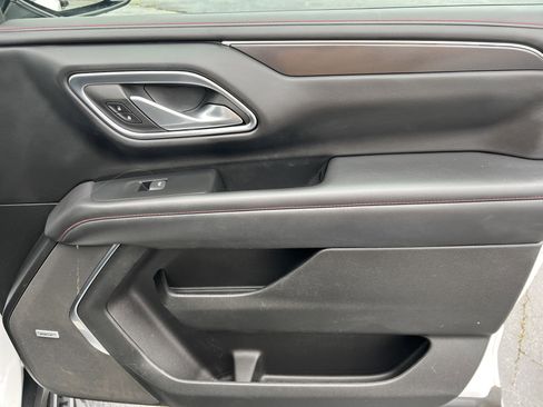 Used 2021 Chevrolet Suburban RST image 18