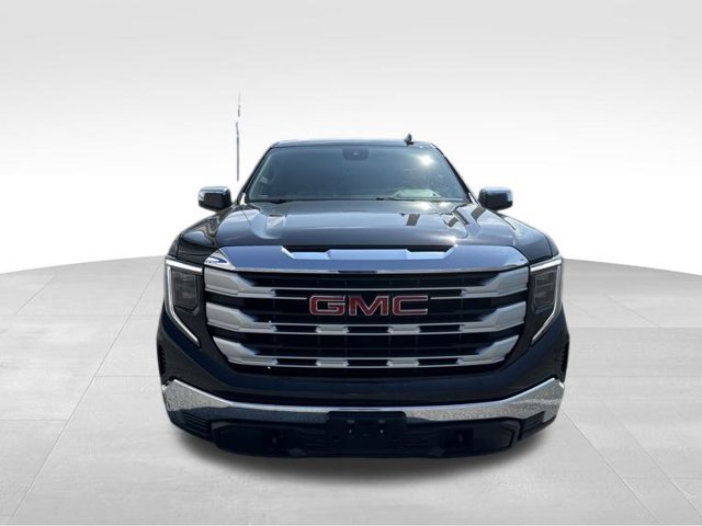 Used 2024 GMC Sierra 1500 SLE AWD/4WD image 3