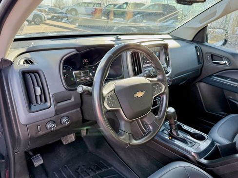 Used 2018 Chevrolet Colorado Z71 image 9