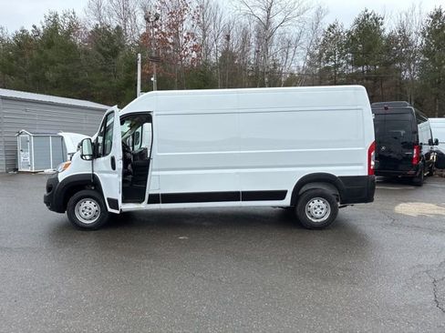 Used 2023 RAM ProMaster 2500 FWD image 14