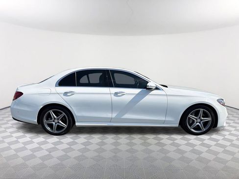 Used 2017 Mercedes-Benz E 300 image 4