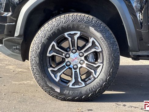 Certified 2024 GMC Canyon AT4 w/ Technology Package image 31