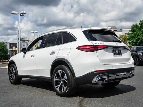 New 2026 Mercedes-Benz GLC 350e 4MATIC image 5