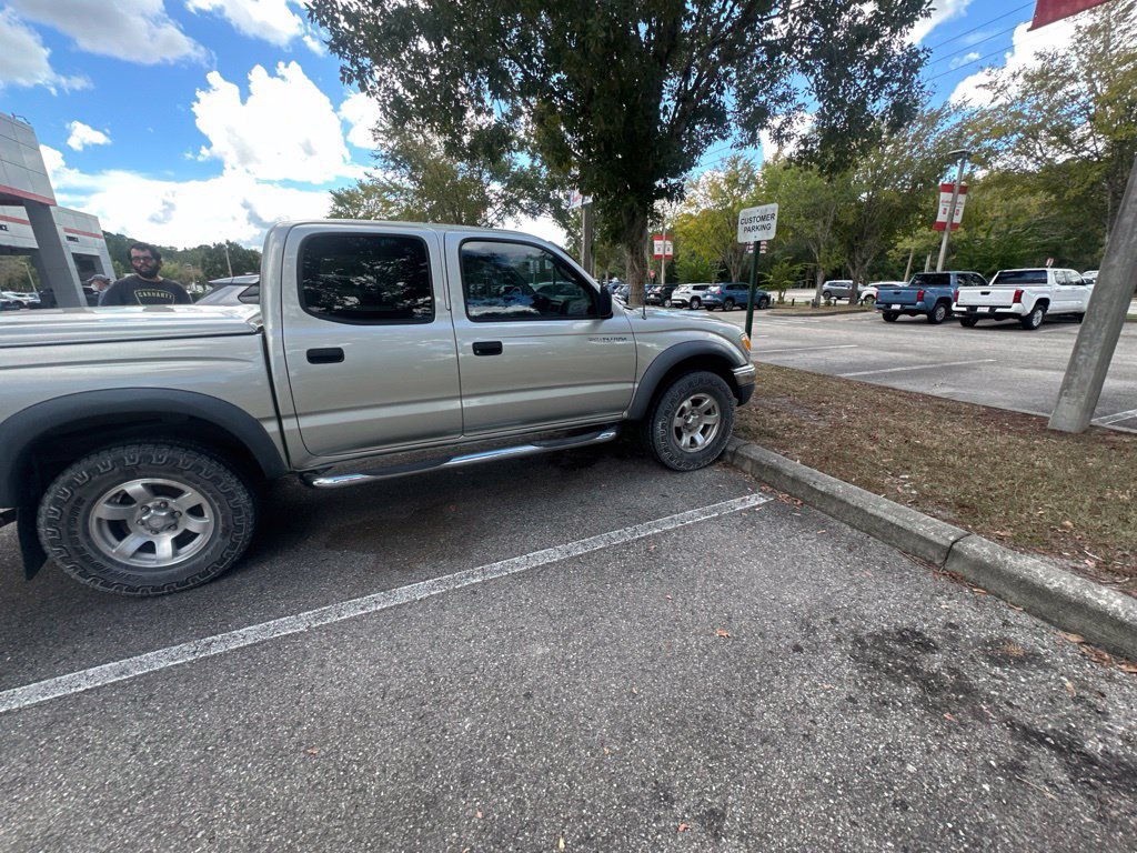Used 2003 Toyota Tacoma PreRunner RWD image 9
