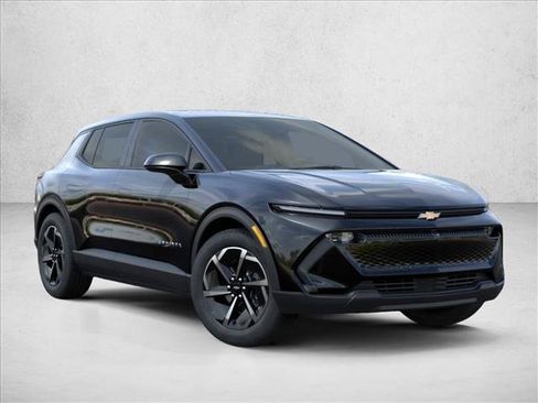 New 2026 Chevrolet Equinox EV LT FWD image 2