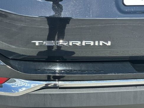 Used 2024 GMC Terrain SLT AWD/4WD image 36